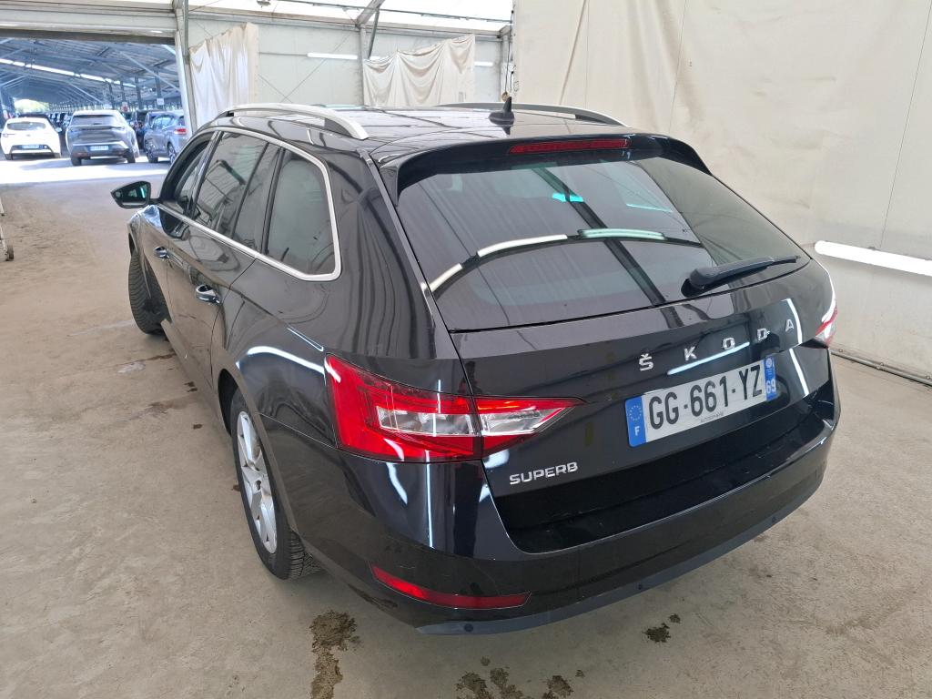 SKODA SUPERB COMBI 2.0 TDI 150 SCR DSG7 Business 2022