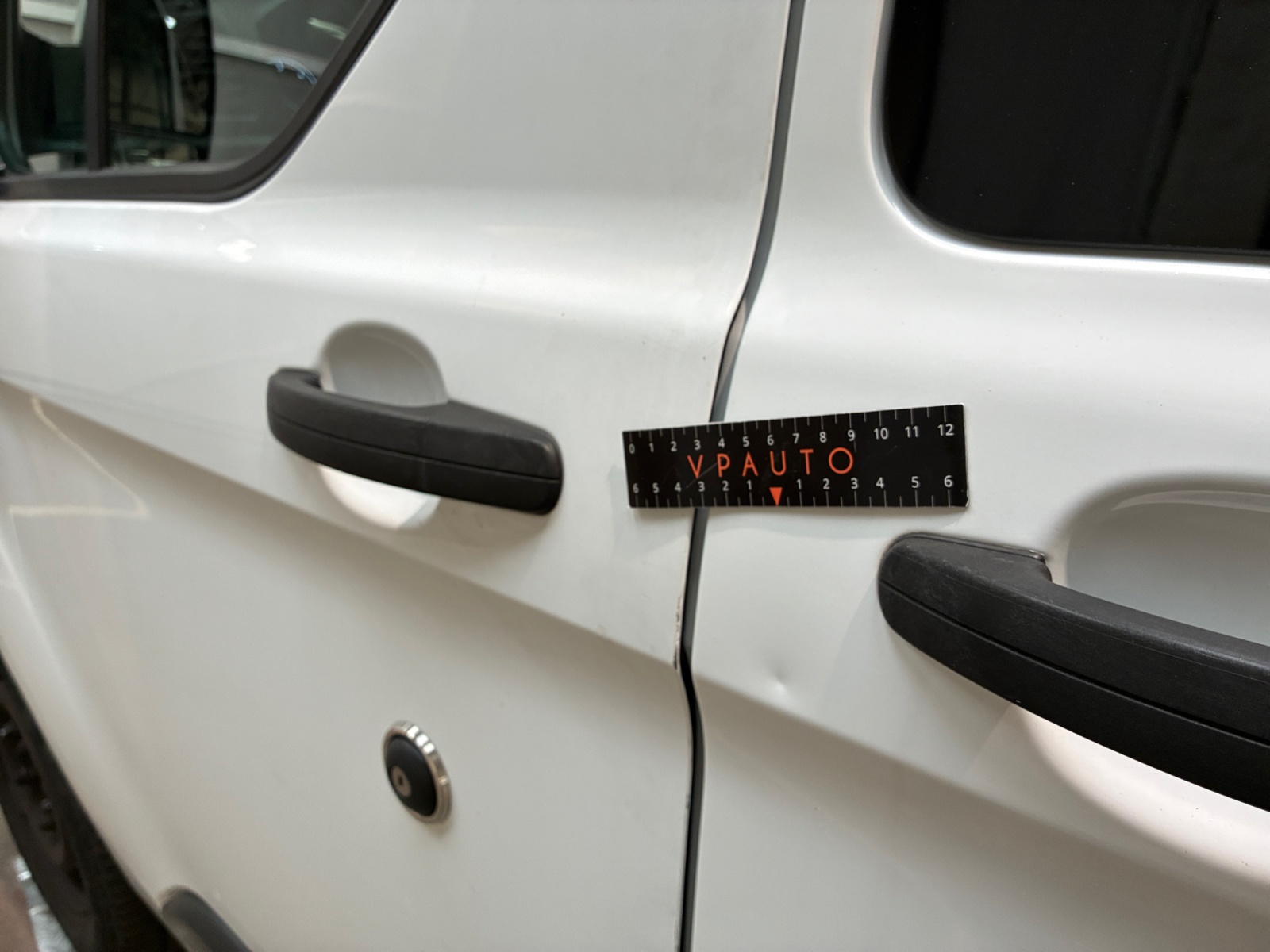 FORD TRANSIT Custom TPMR 320 L2H1 2.0 EcoBlue 130 Trend Business 2020