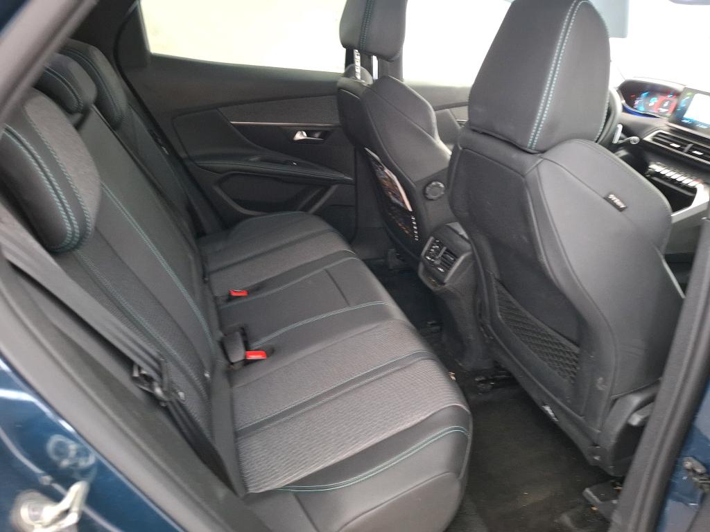 PEUGEOT 3008 Hybrid 225 e-EAT8 Allure Pack 2022