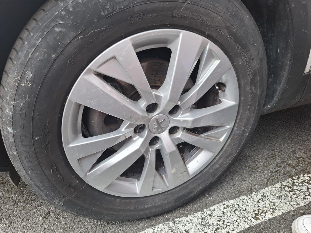 PEUGEOT 3008 BUSINESS BlueHDi 130ch S&S EAT8 Active 2019