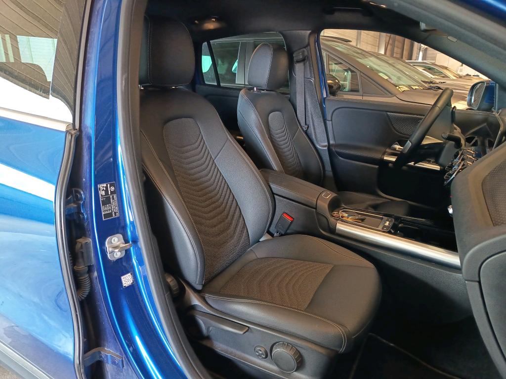 MERCEDES-BENZ GLA 200 d 8G-DCT Progressive Line 2024