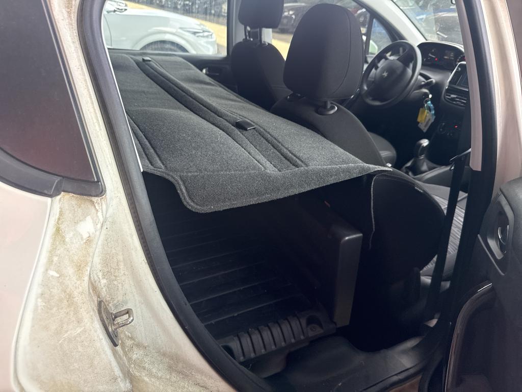 PEUGEOT 208 AFFAIRE BLUEHDI 100 S&S BVM5 PREMIUM PACK 2020