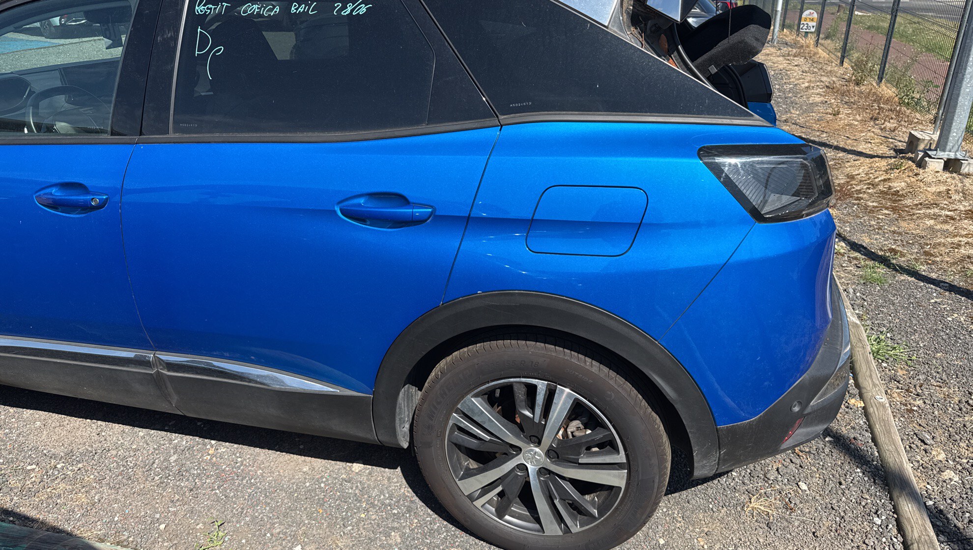 PEUGEOT 3008 Hybrid4 300 e-EAT8 Allure Pack 2021