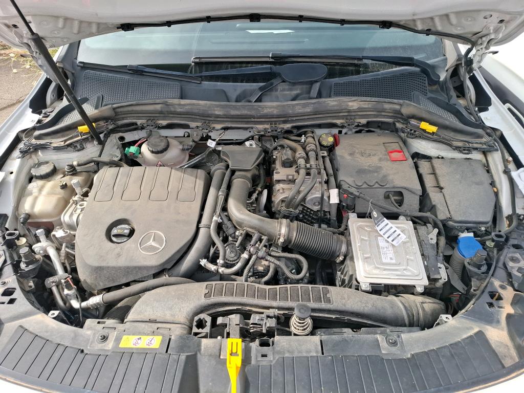 MERCEDES GLA II 250 e 8G-DCT Progressive Line 2023