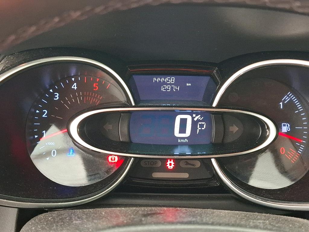 RENAULT CLIO IV BUSINESS dCi 90 E6C EDC 2019