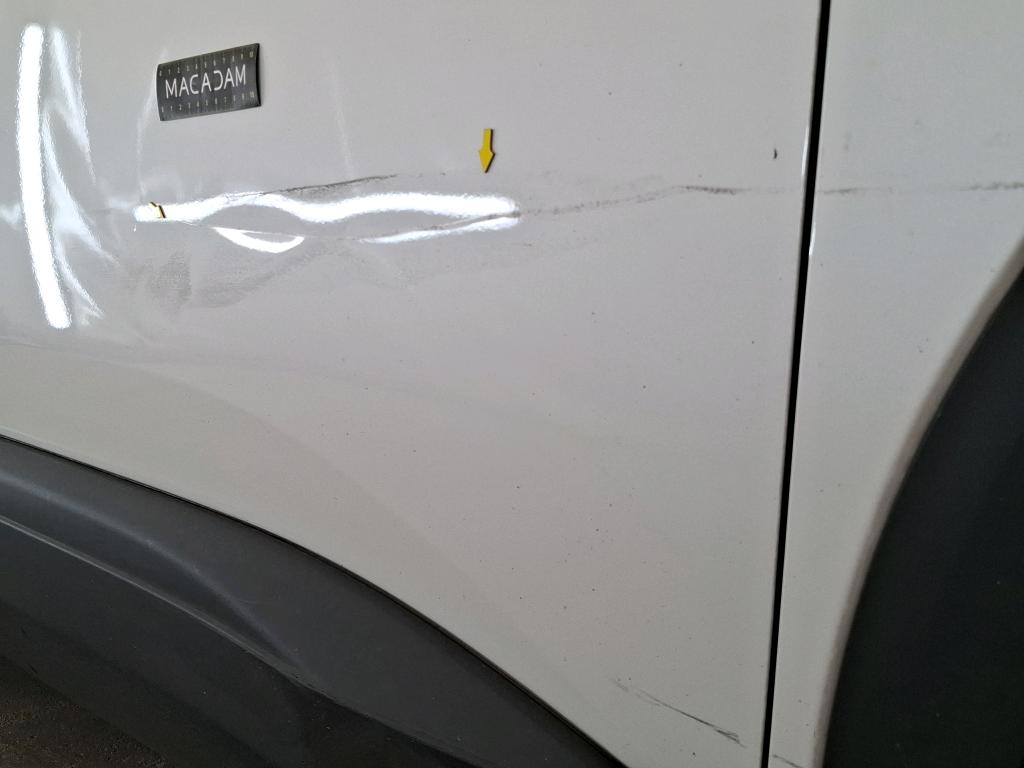 PEUGEOT 3008 Hybrid 225 e-EAT8 Active Pack 2023