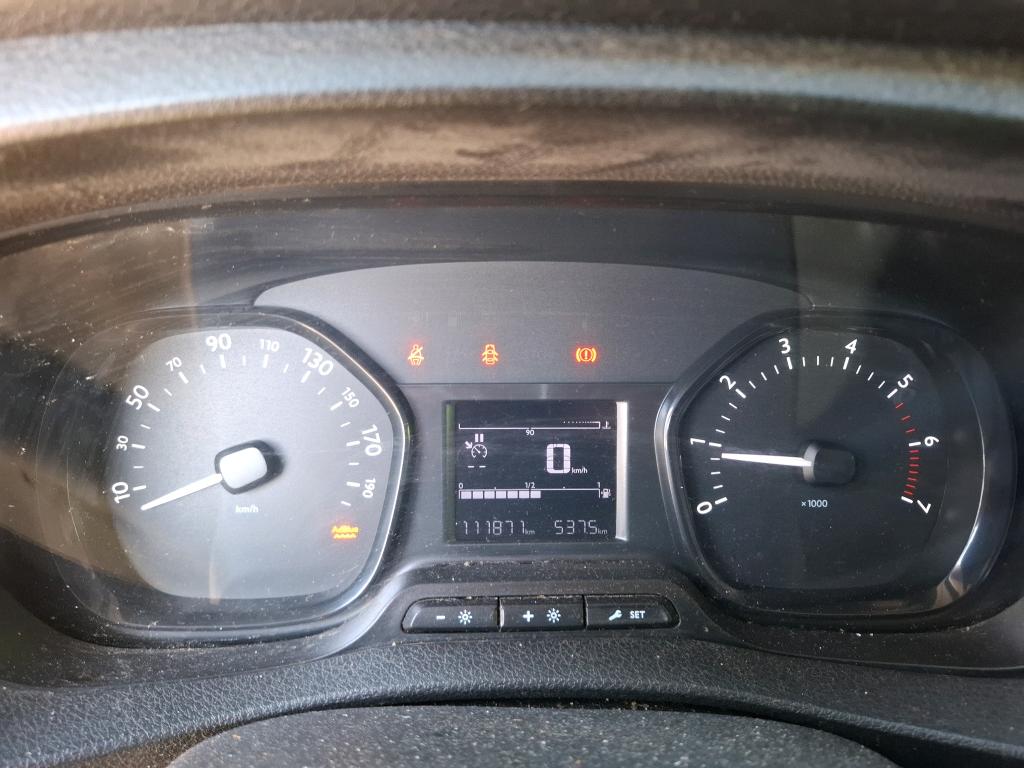PEUGEOT EXPERT FGN TOLE STANDARD 2.0 BLUEHDI 120 S&S BVM6 PREMIUM 2018