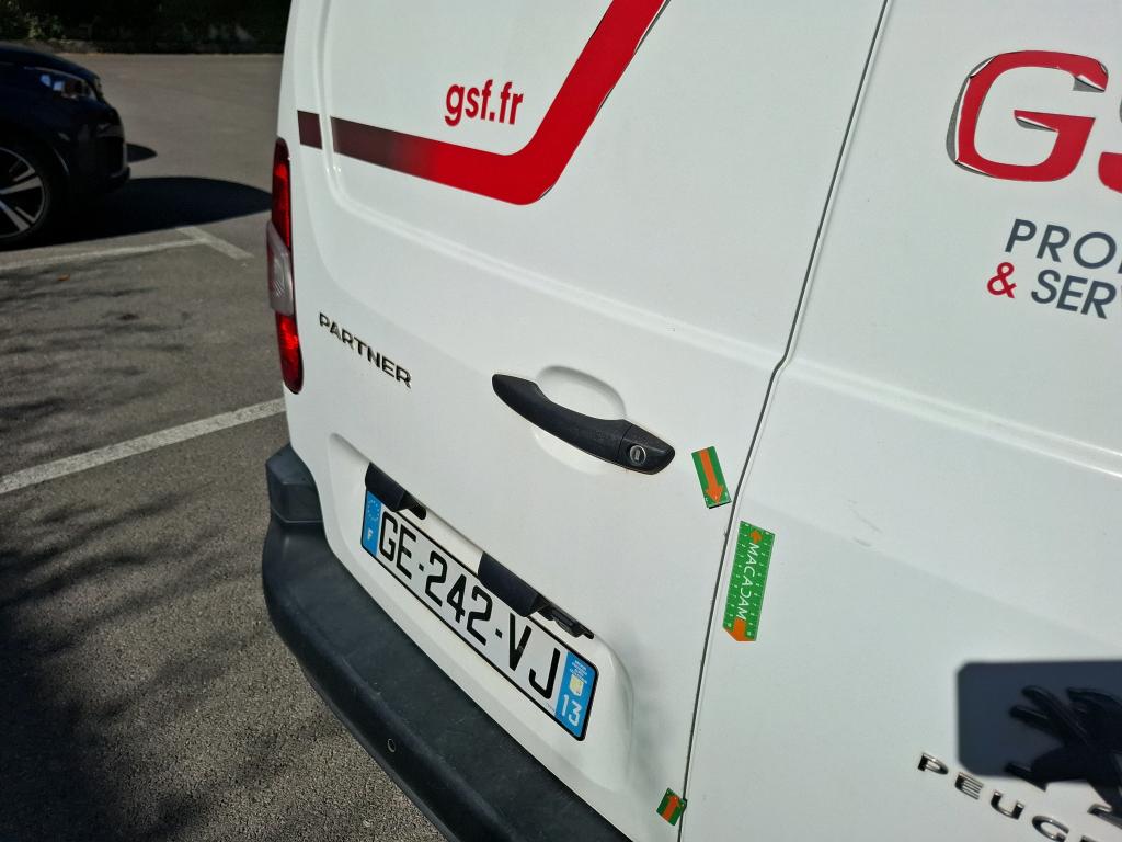 PEUGEOT PARTNER FGN FOURGON STANDARD 650 KG BLUEHDI 100 S&S BVM6 PREMIUM 2022