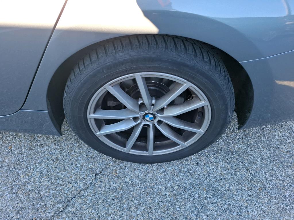 BMW SERIE 3 TOURING G21 LCI 318d 150 ch BVA8 Business Design 2023