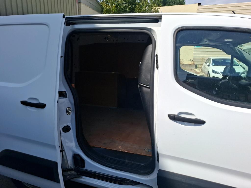 PEUGEOT PARTNER FOURGON STANDARD 1000 KG BLUEHDI 100 S&S BVM5 GRIP 2022