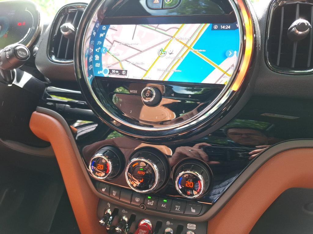 MINI COUNTRYMAN F60 LCI 136 ch BVA7 Cooper Essential 2023