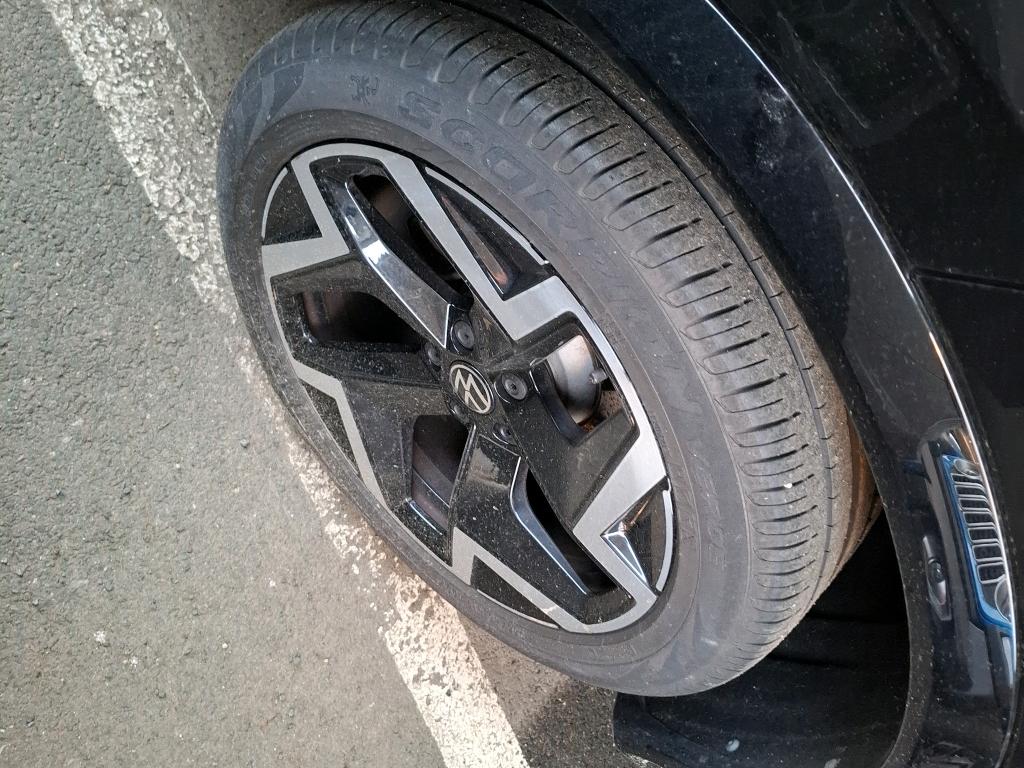VOLKSWAGEN TIGUAN 1.5 eHybrid 204ch DSG6 R-Line Edition 2025