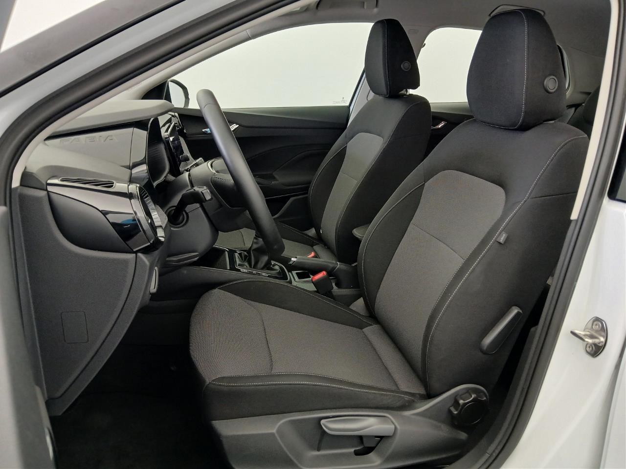 SKODA Fabia 1.0 TSI 95 ch EVO 2 BVM5 Selection 2025