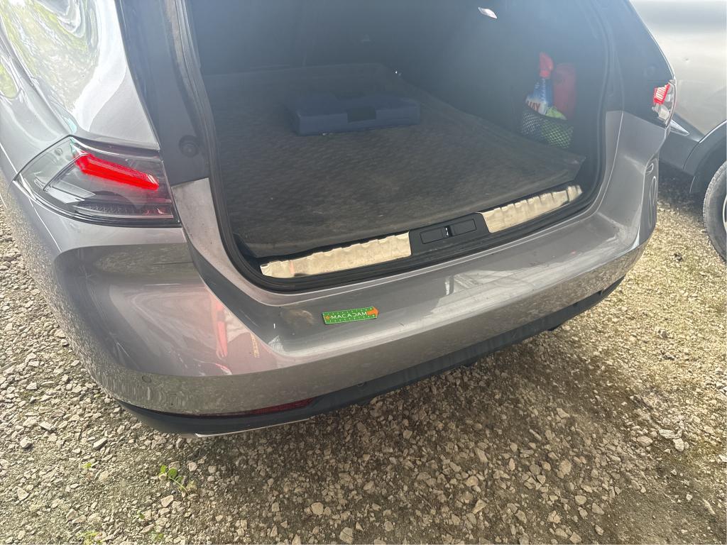 PEUGEOT 508 SW BlueHDi 130 ch S&S EAT8 Allure 2023