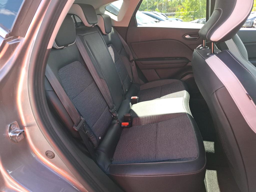 RENAULT CAPTUR E-Tech Plug-in 160 Intens 2021