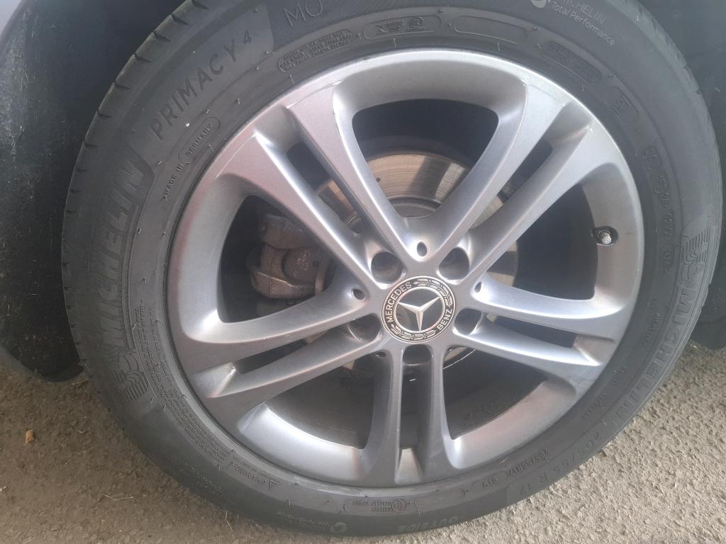 MERCEDES-BENZ MERCEDES CLASSE A 180 d 7G-DCT Style Line 2020