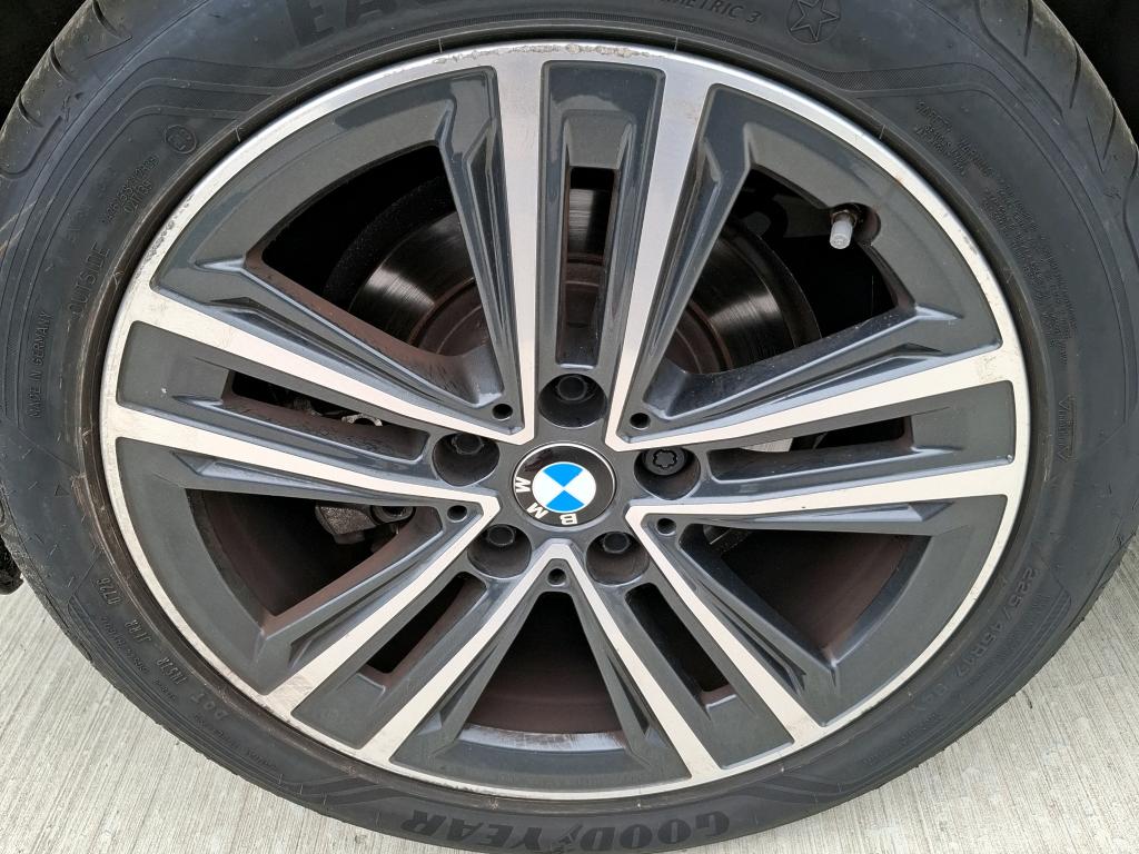 BMW SERIE 1 F40 116d 116 ch DKG7 Business Design 2021