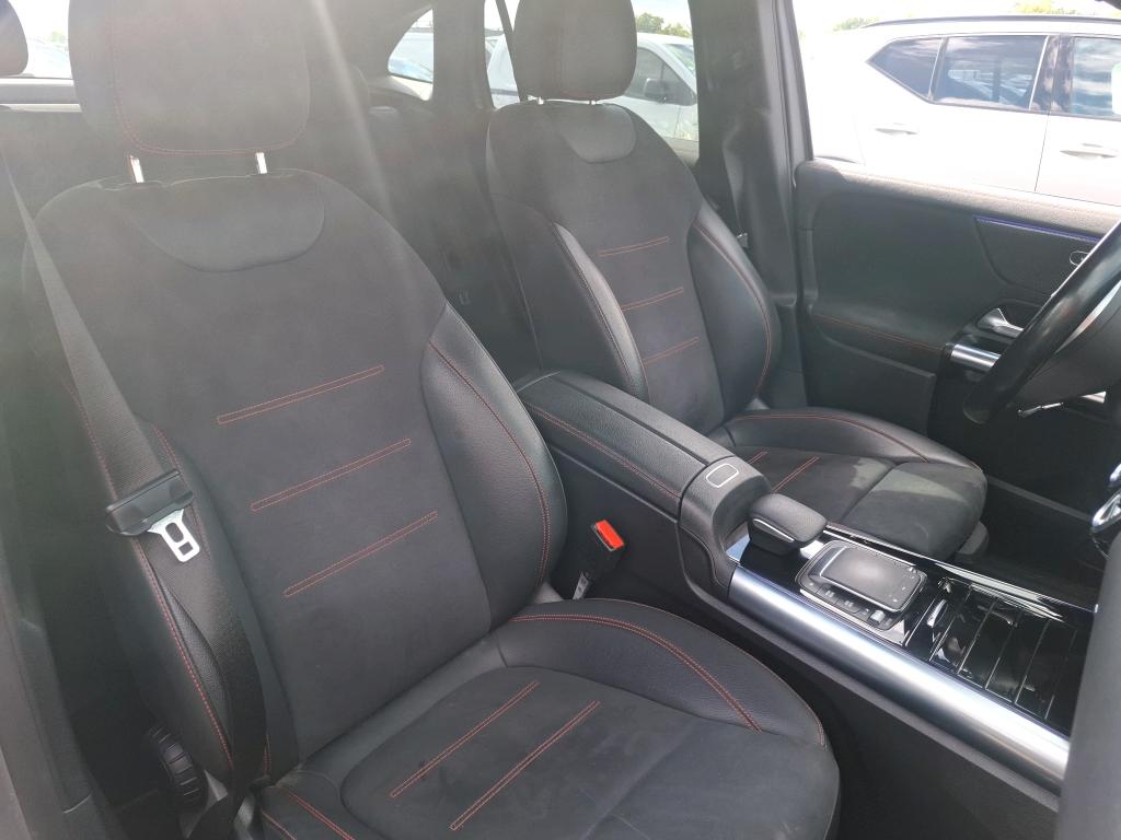 MERCEDES-BENZ MERCEDES GLA II 200 d 8G-DCT AMG Line 2022