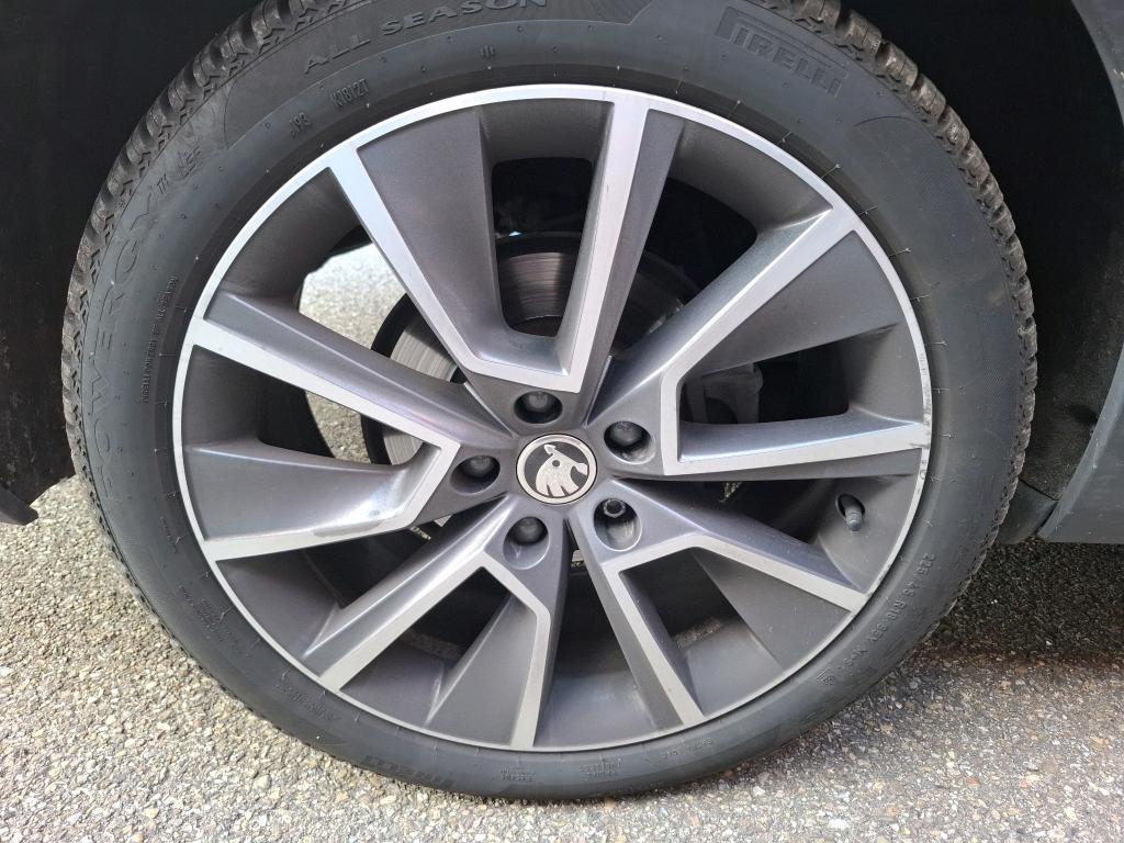 SKODA OCTAVIA COMBI 2.0 TDI 200 ch DSG7 4x4 Scout 2022