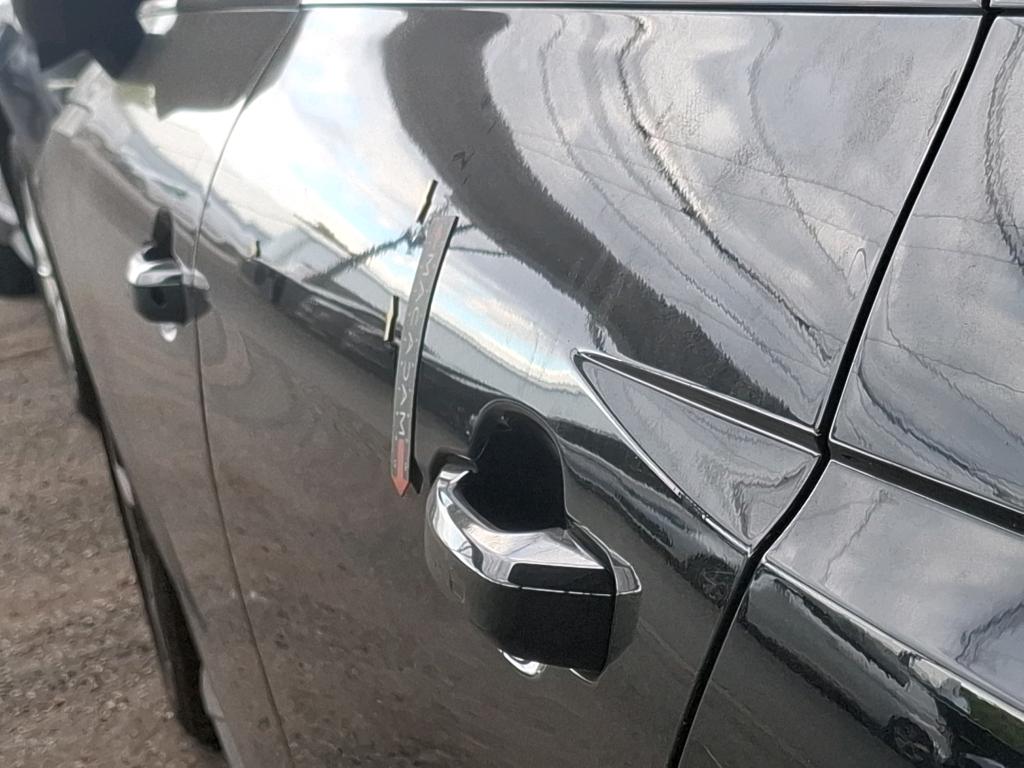 AUDI A4 AVANT 40 TFSI 204 S tronic 7 Avus 2022