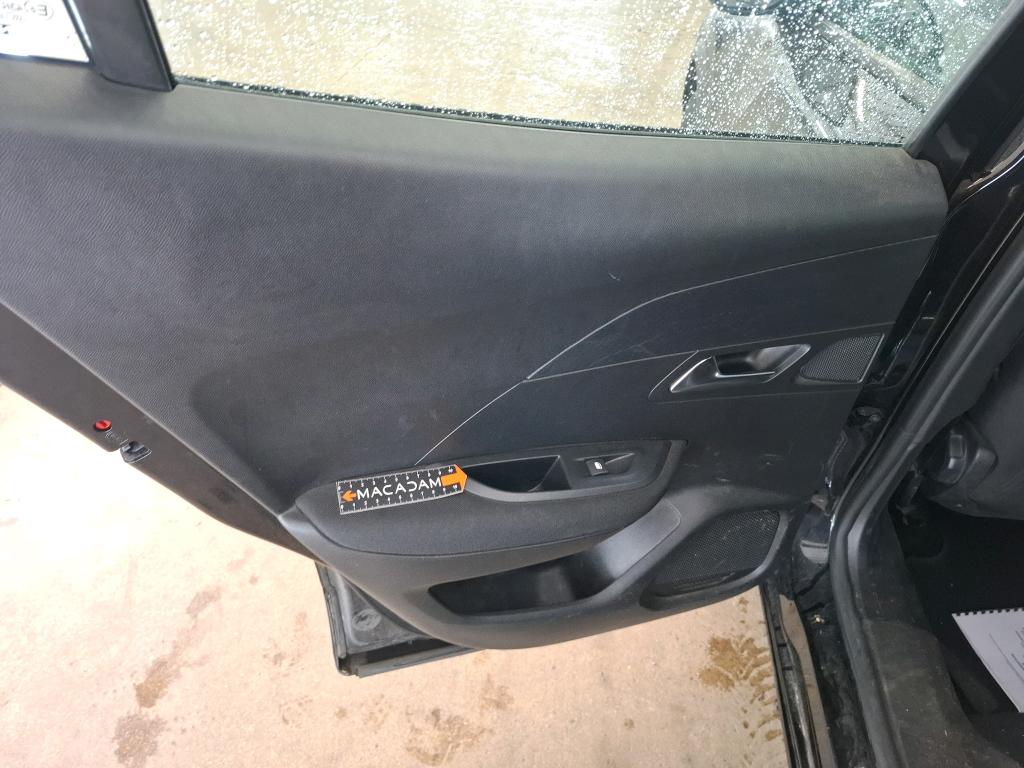 PEUGEOT 2008 BlueHDi 110 S&S BVM6 Active Pack 2022