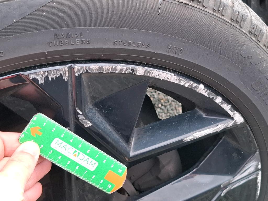 DS 4 PureTech 130 EAT8 Performance Line+ 2023