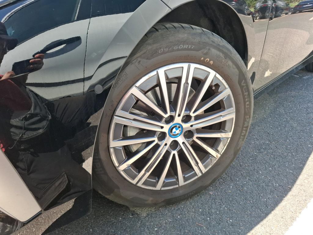 BMW SERIE 2 ACTIVE TOURER 225e xDrive 245 ch DKG7 Luxury 2023