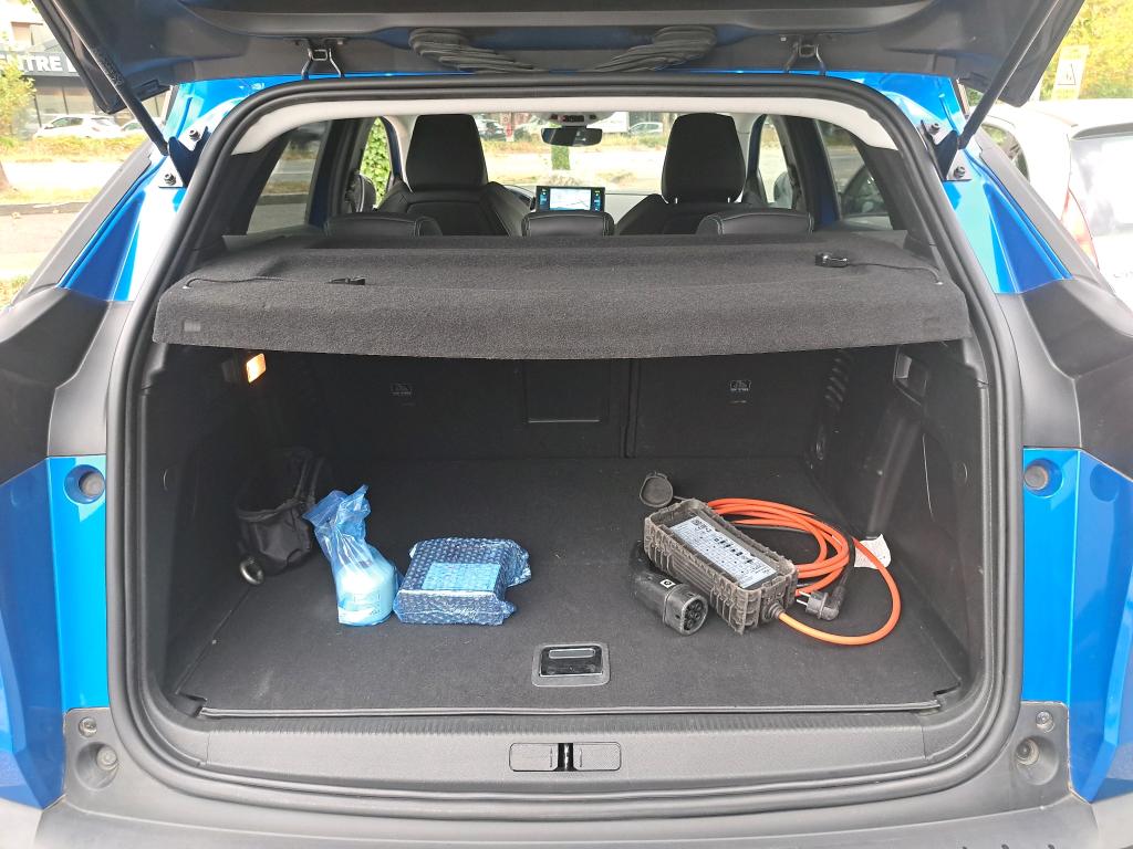 PEUGEOT 3008 Hybrid 225 e-EAT8 Allure Pack 2022