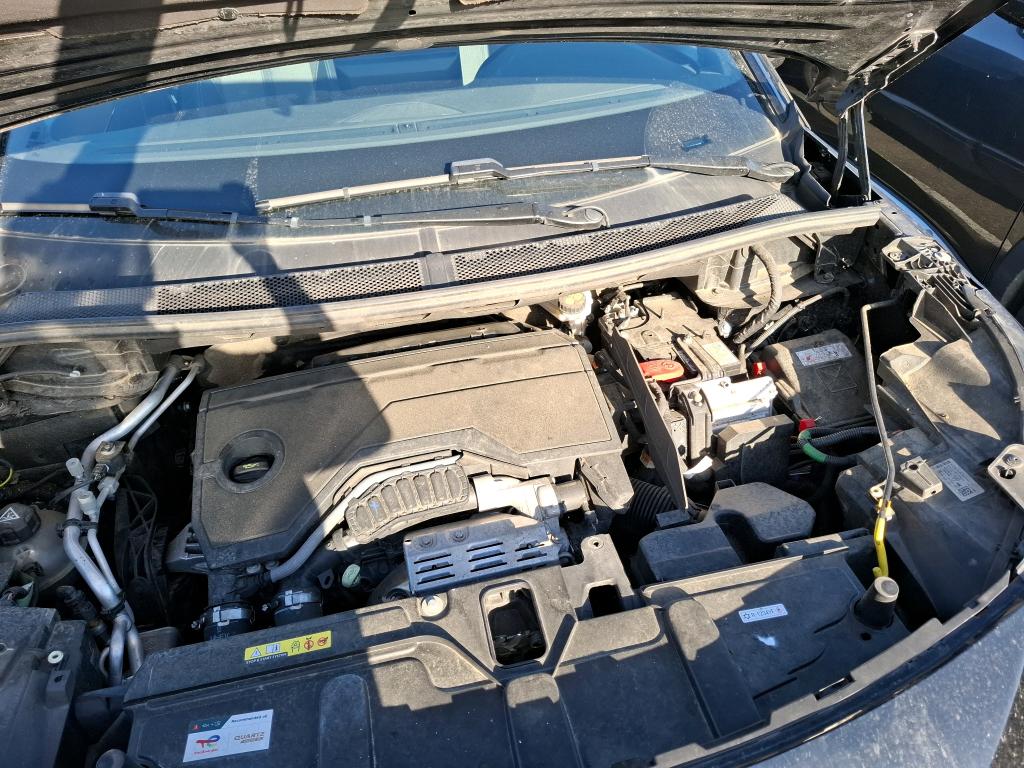PEUGEOT 5008 Hybrid 136 e-DCS6 Allure Pack 2024