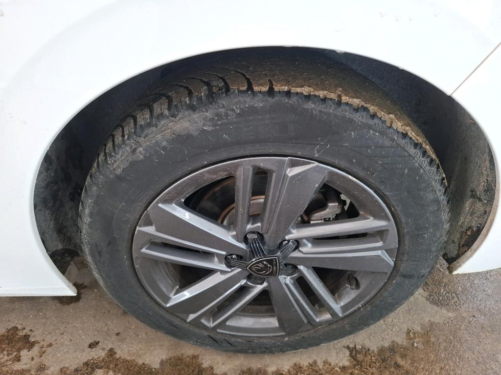 PEUGEOT 308 PureTech 130ch S&S BVM6 Active Pack 2023