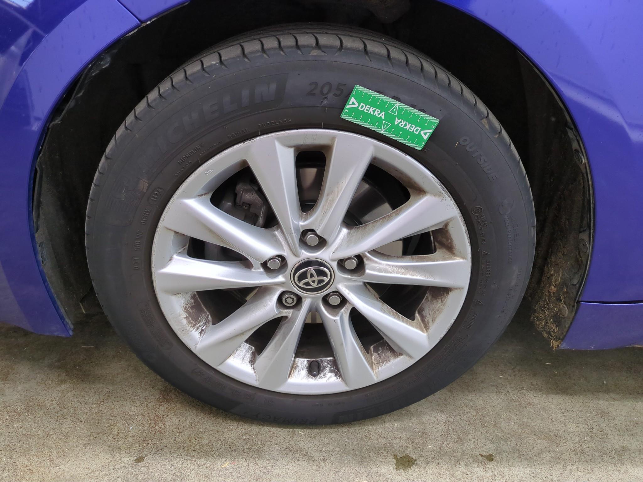 TOYOTA COROLLA TOURING Sports Hybride 140ch Dynamic 2023