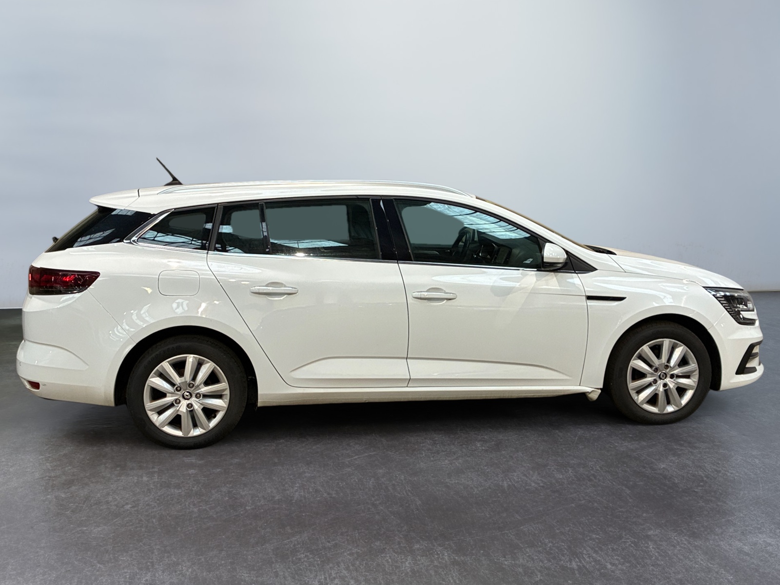 RENAULT Mégane IV Estate Blue dCi 115 - 21N Business 2022