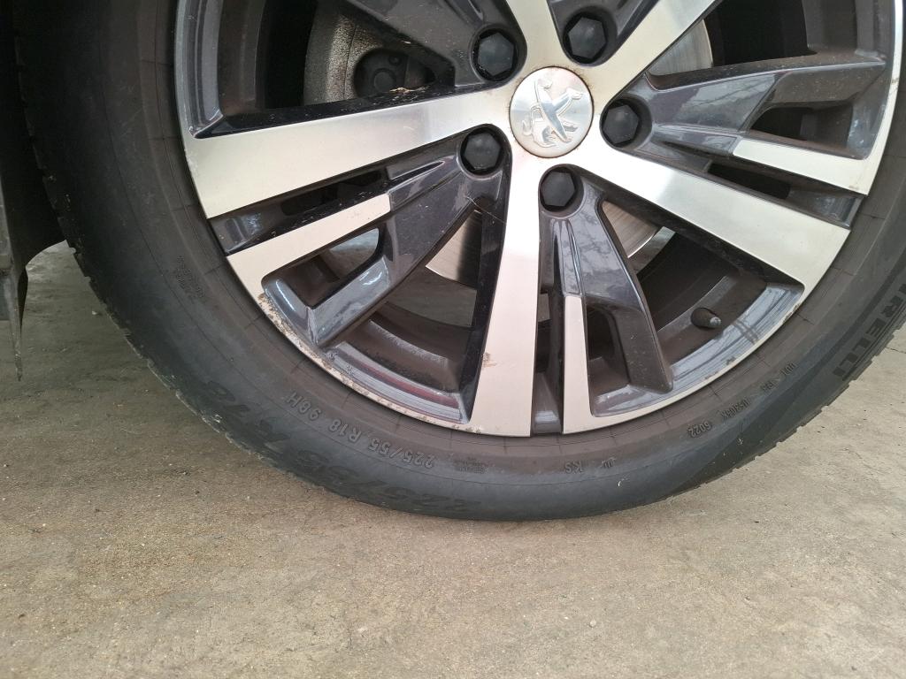 PEUGEOT 5008 BlueHDi 130ch S&S EAT8 Allure 2020