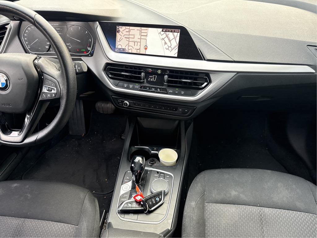 BMW SERIE 1 F40 116d 116 ch DKG7 Business Design 2021