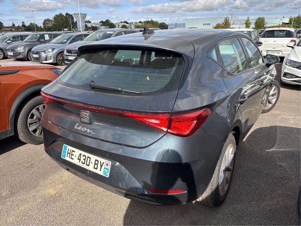 SEAT LEON 1.5 eTSI Hybrid 115 DSG7 Business 2025