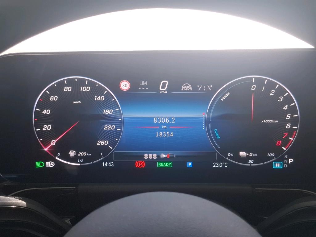 MERCEDES-BENZ GLA 250 e Hybrid EQ 8G-DCT AMG Line 2025