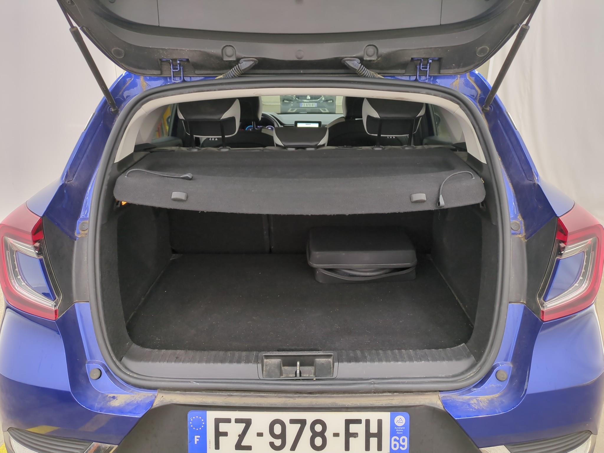 RENAULT CAPTUR E-Tech Plug-in 160 Intens 2021