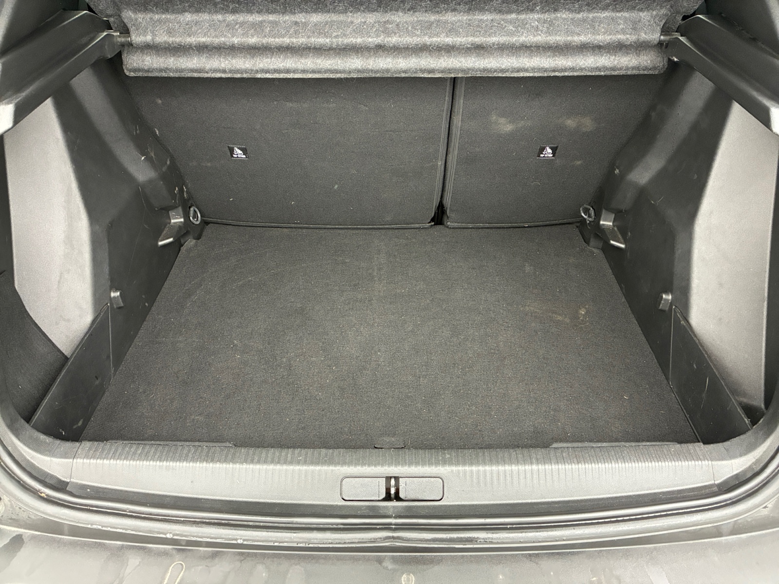 PEUGEOT 2008 Hybrid 136 e-DCS6 Style 2025