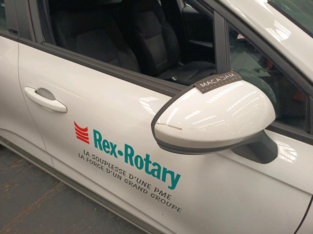 RENAULT CLIO V E-Tech 140 - 21 Business 2021