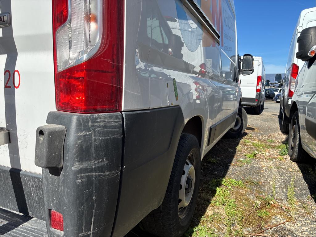 FIAT DUCATO FOURGON TOLE 3.3 M H2 H3-POWER 140 CH PACK PRO LOUNGE CONNECT 2024