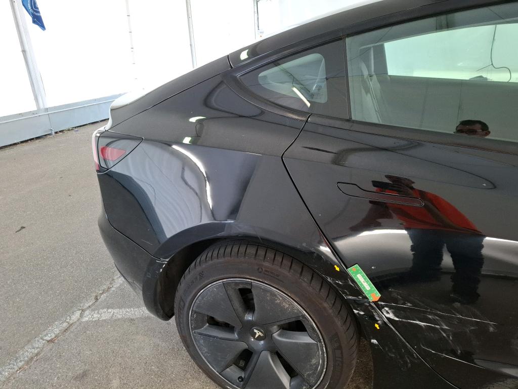 TESLA  2022