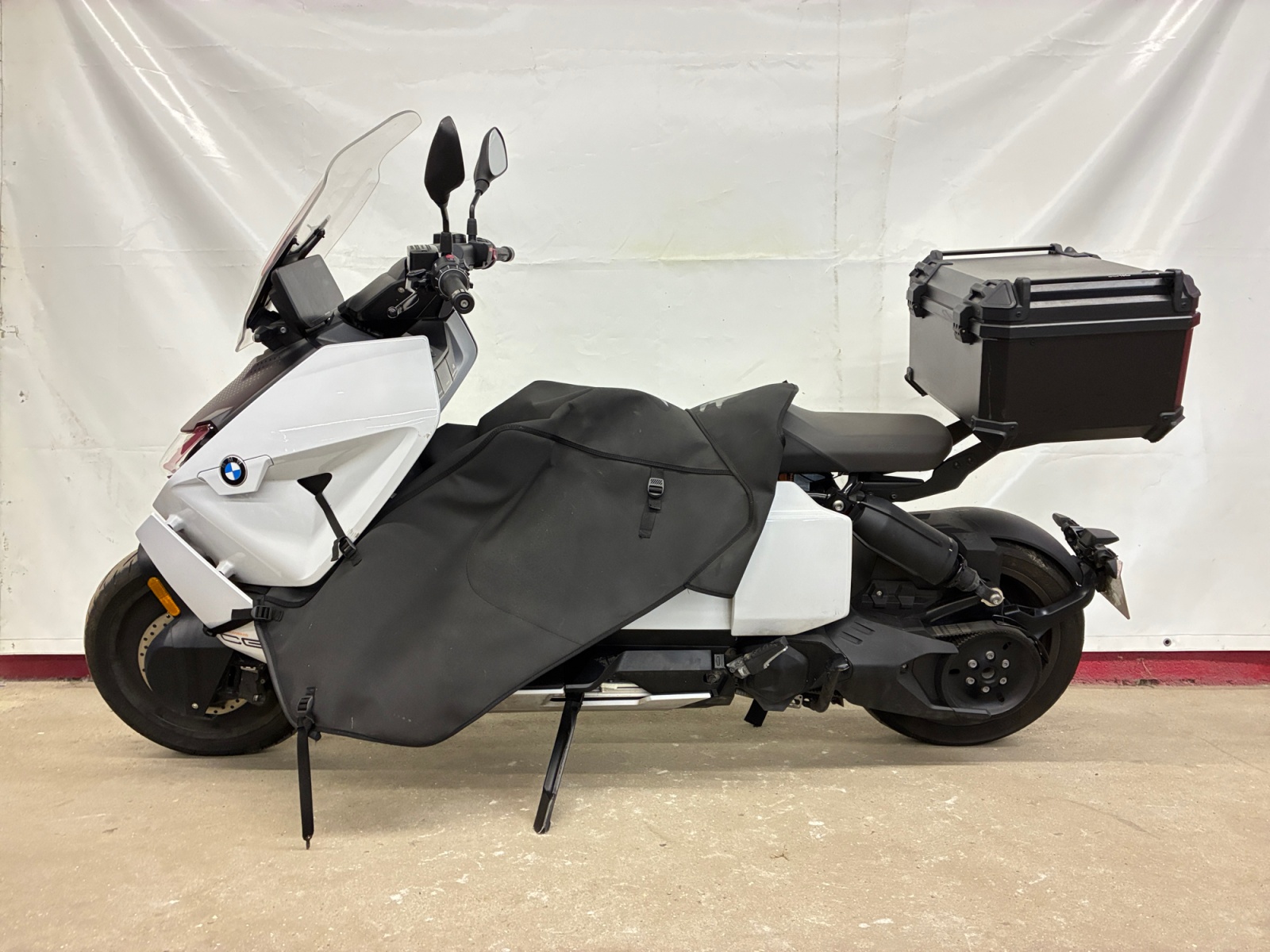 BMW C CE04 2024