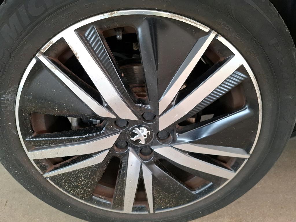 PEUGEOT 5008 PureTech 130ch S&S EAT8 GT Pack 2021