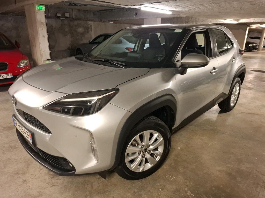 YARIS CROSS
