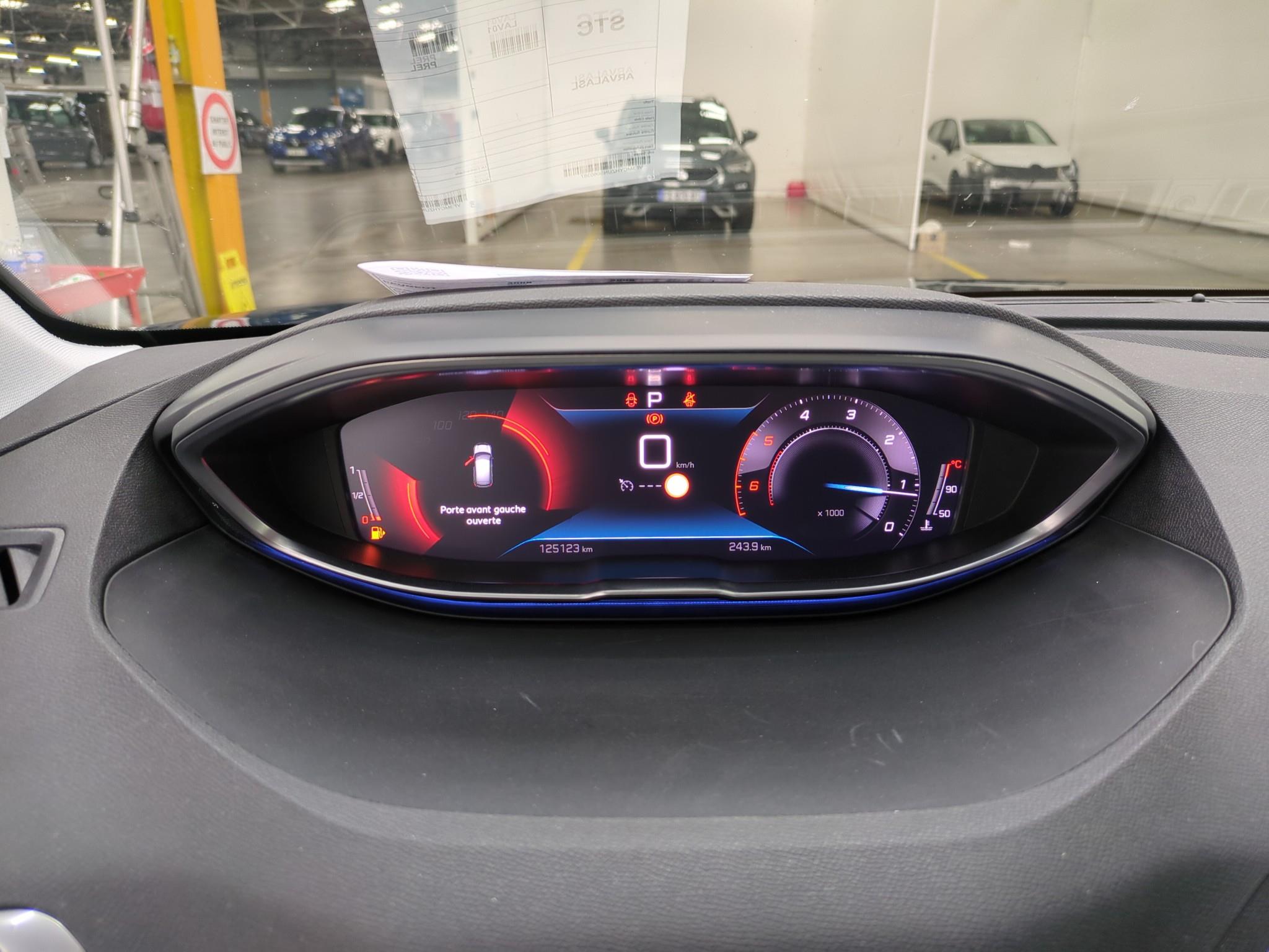 PEUGEOT 3008 BlueHDi 130ch S&S EAT8 Active Pack 2022