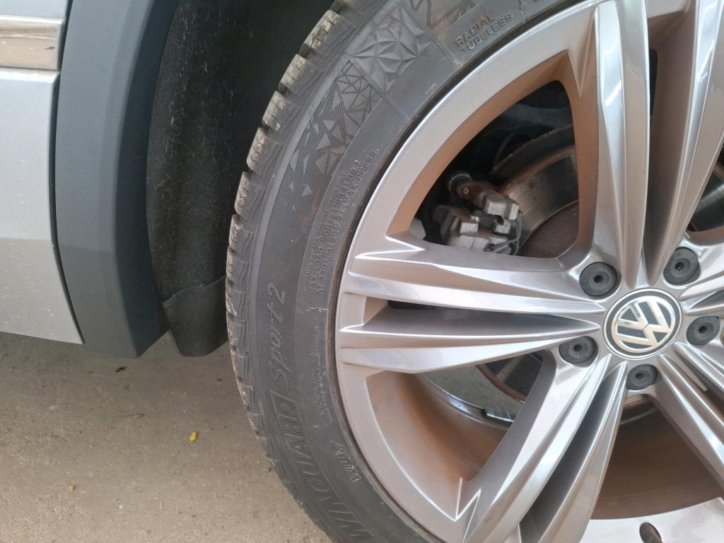 VOLKSWAGEN TIGUAN ALLSPACE 2.0 TDI 150 DSG7 Carat 2021