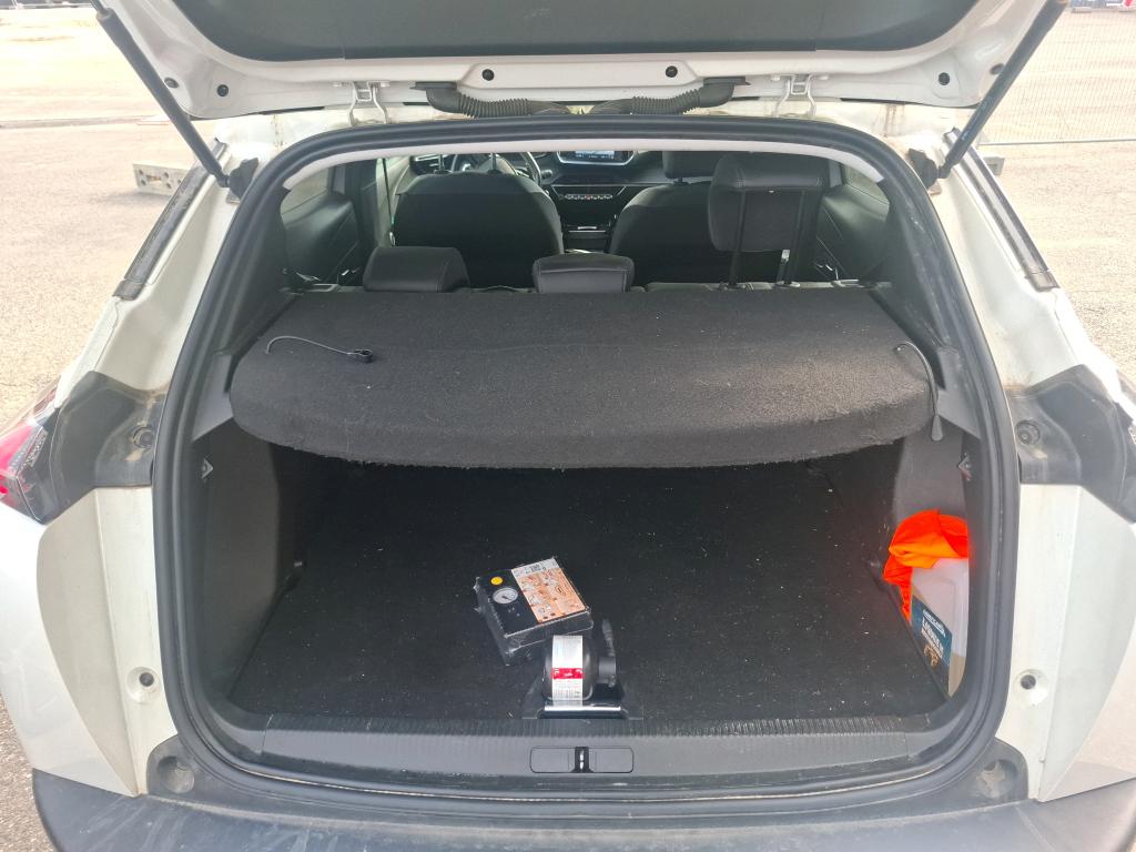 PEUGEOT 2008 BlueHDi 130 S&S EAT8 Allure 2022