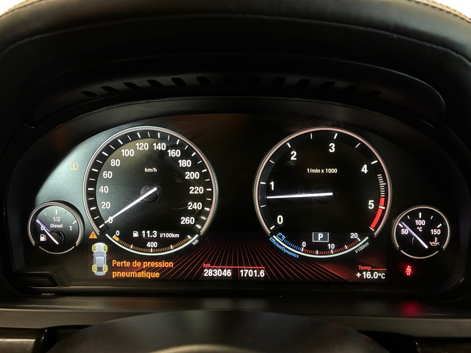 BMW SERIE 7 F01/F02/F04 730d Luxe A 2011