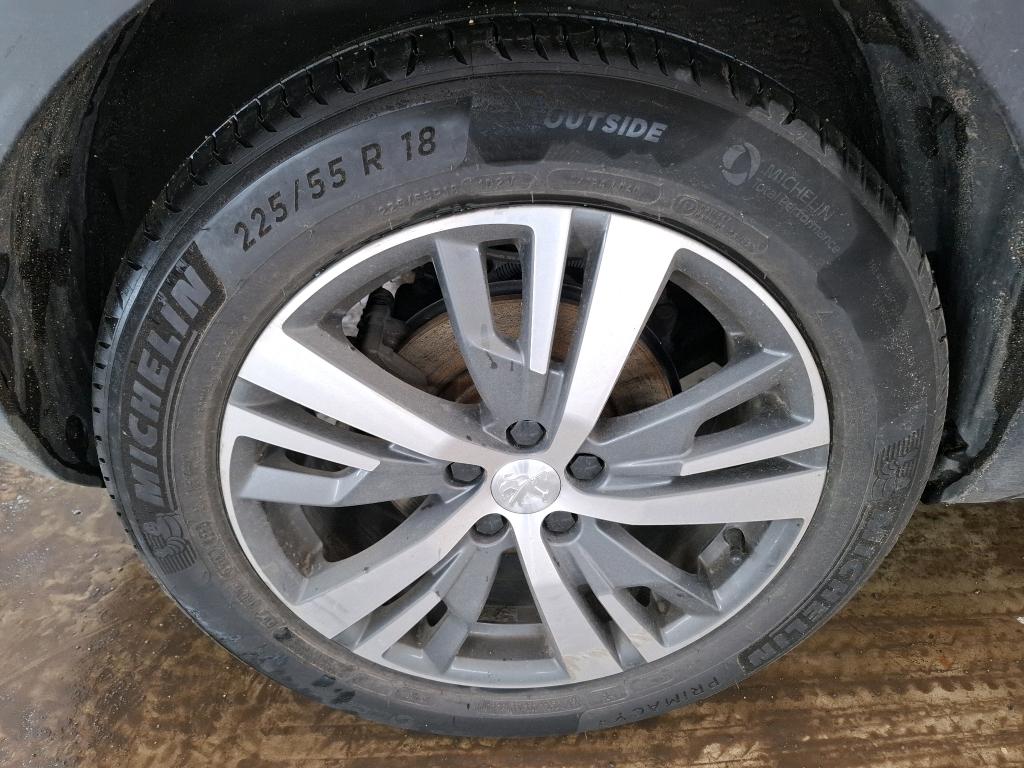 PEUGEOT 3008 Hybrid 225 e-EAT8 Allure Pack 2020