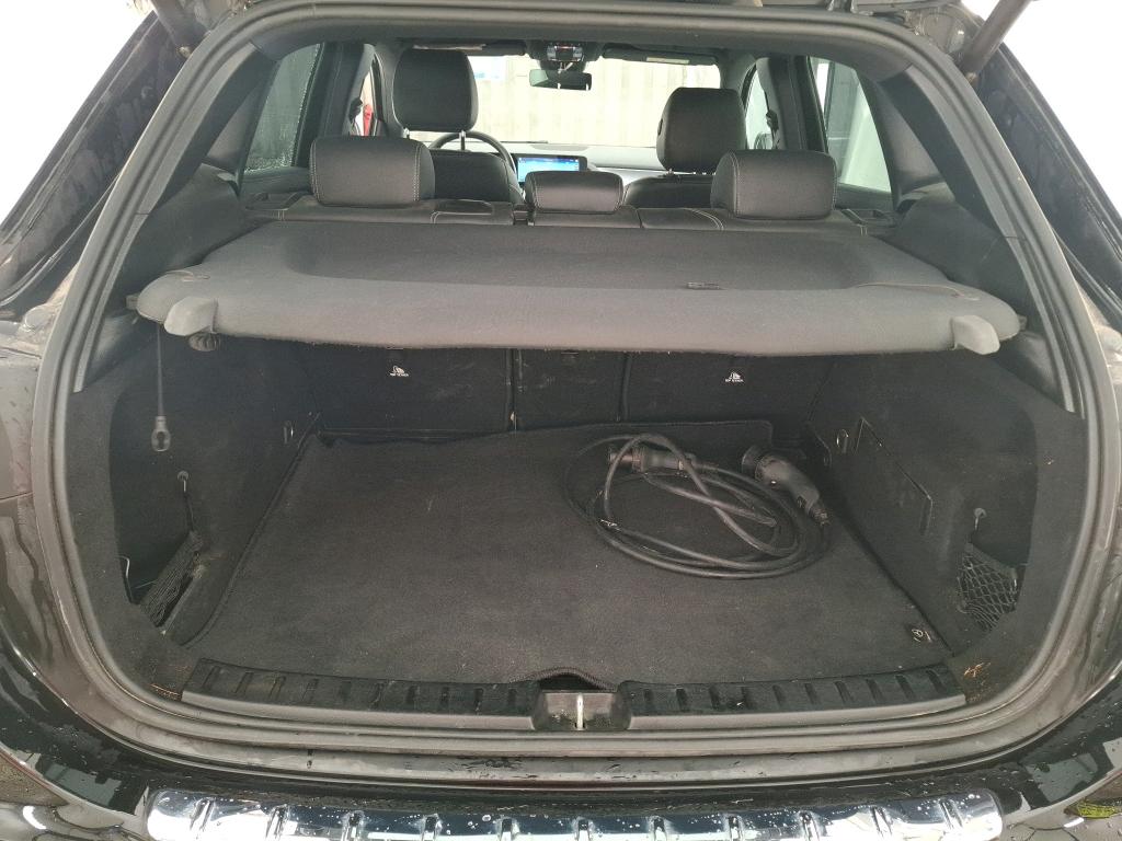 MERCEDES-BENZ GLA 250 e 8G-DCT Progressive Line 2022
